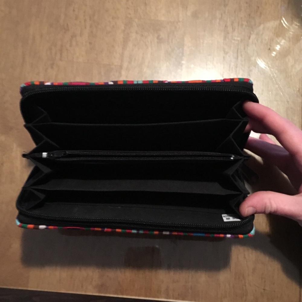 Colorful Wallet - Picture 5 of 8